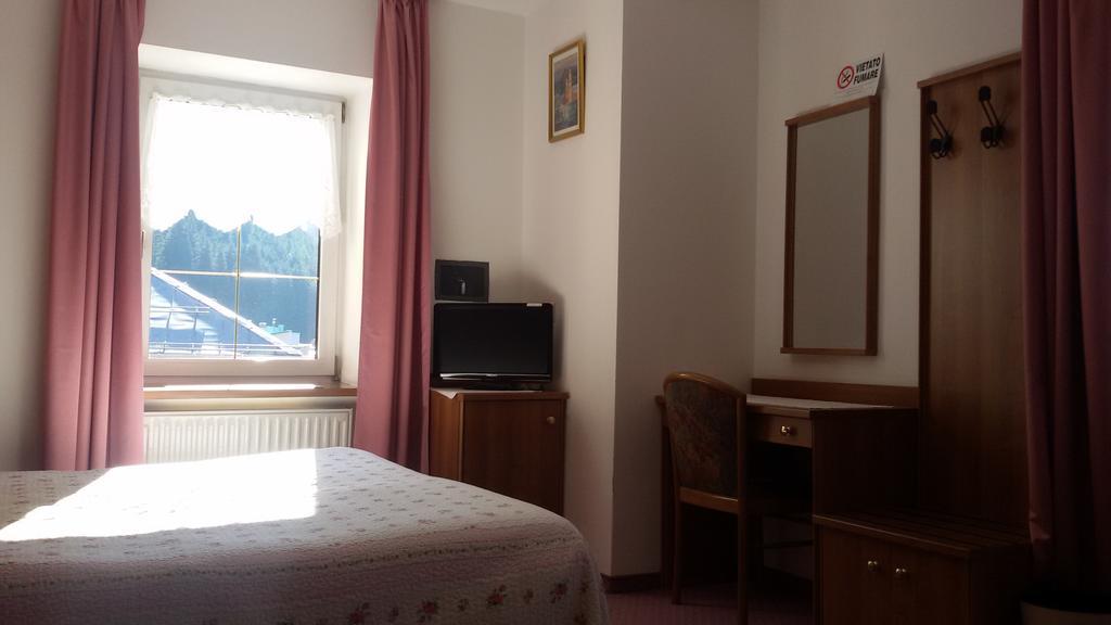 Albergo Alpino Arabba Exterior foto